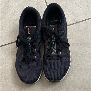 ASICS Men's Black and Pink Athletic Shoes